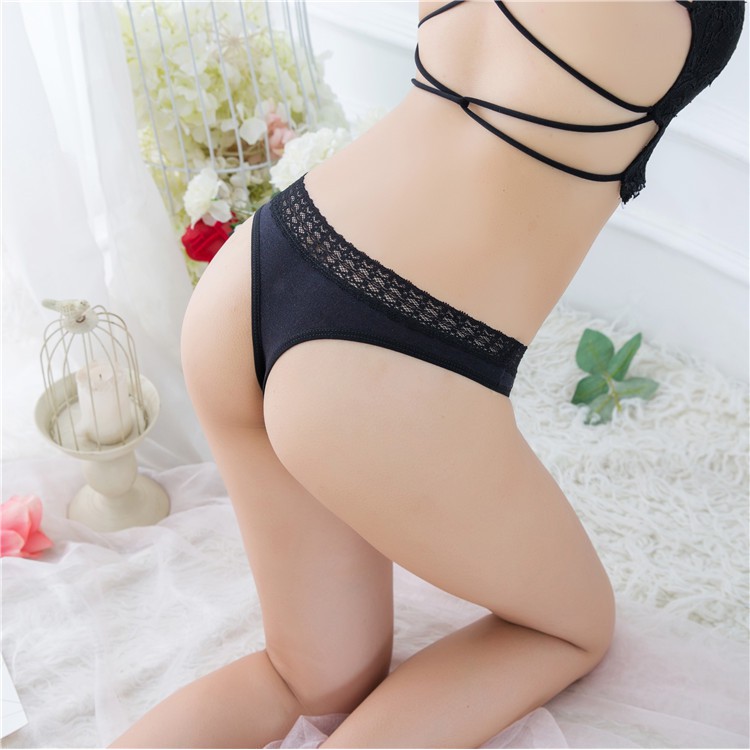 G-String Sexy Celana Dalam Wanita Bahan Katun dan Renda C130