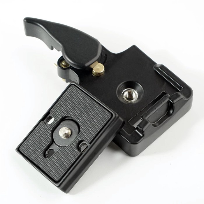 Tripod RC2 323 Quick Release Plate for Manfrotto 200PL-14 QR Tripod Adapter(K5K0) Tripod Stabilizer 