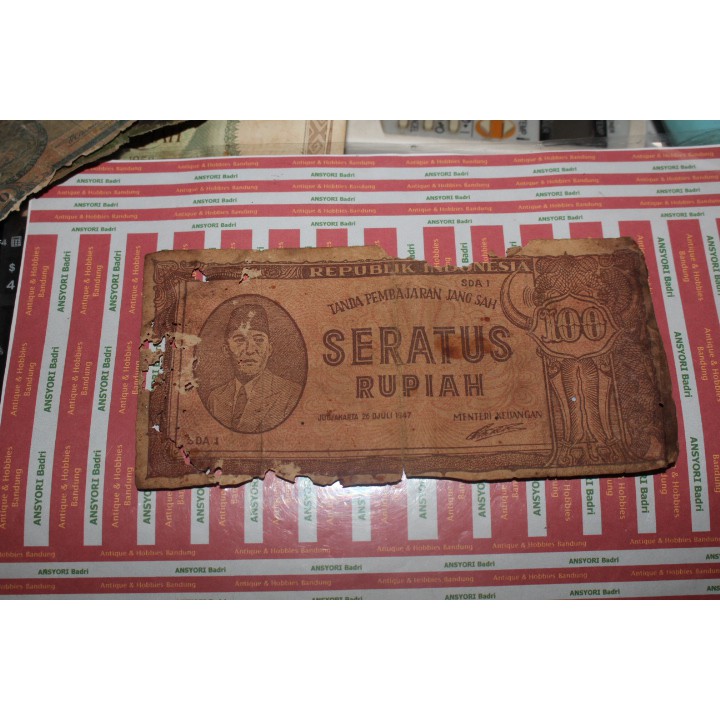 Uang Rp 100 Soekarno Ori III Jogjakarta 26 Juli 1947 Iklan F621