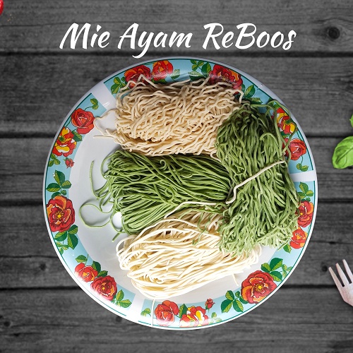 

Mie Mentah Bahan Mie Ayam / Bakmi Mie Ayam / Mie Hijau / Mie Kriting