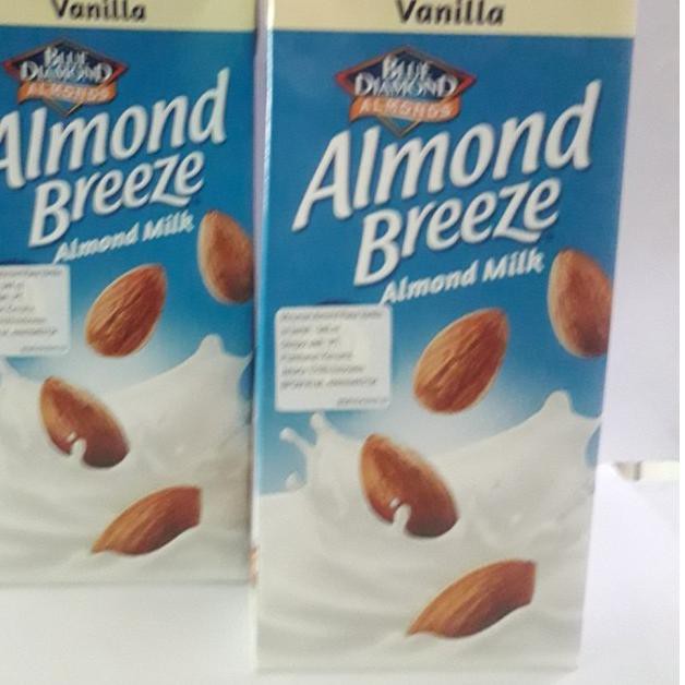 

COD SUSU ALMOND BLUE DIAMOND ALMOND BREEZE ALMOND MILK RASA VANILA 946 ML Terlaris
