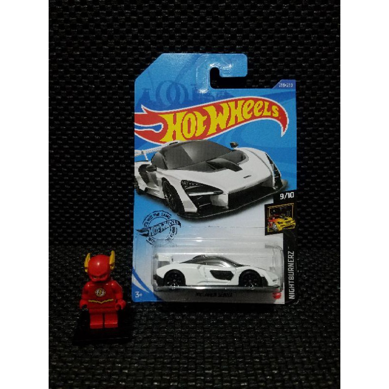 Hot wheels McLaren senna white