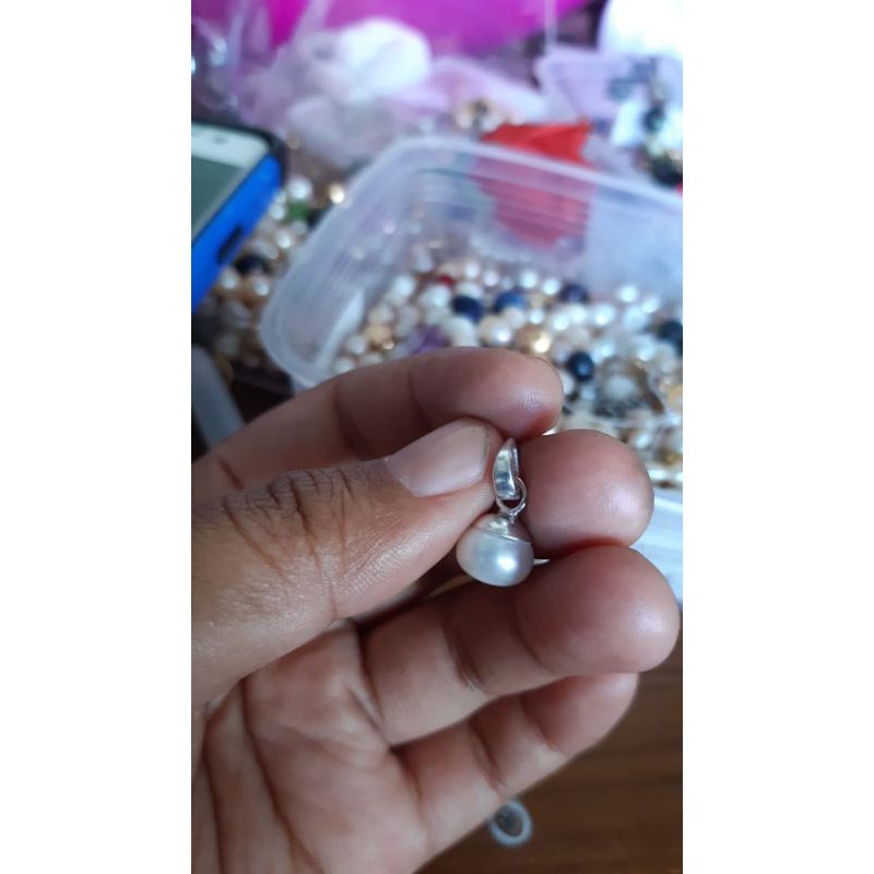 BERSERTIFIKAT LIONTIN PERAK MUTIARA ALAMI AIR TAWAR LOMBOK MURAH MAINAN KALUNG MUTIARA ASLI CEWEK