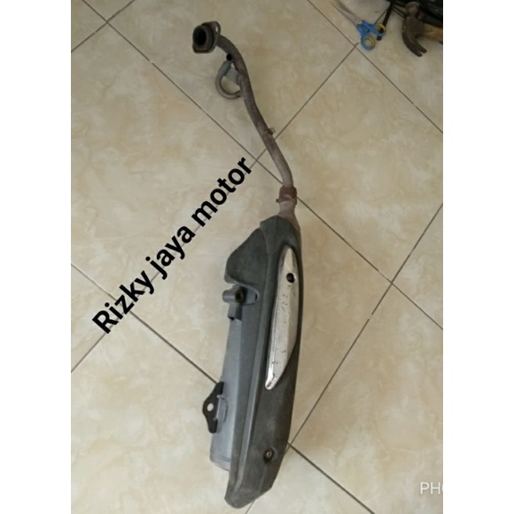 Knalpot standar Xeon karbu