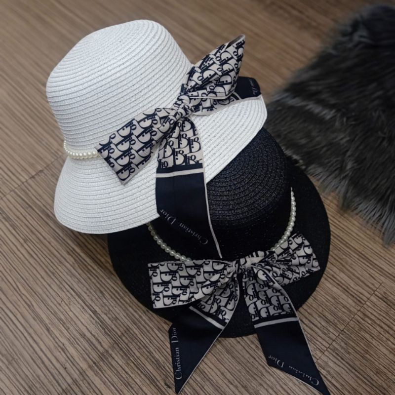 Topi Pantai C Dior topi wanita