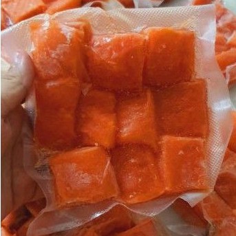 

saikoro salmon/ salmon cube 250gr frozen