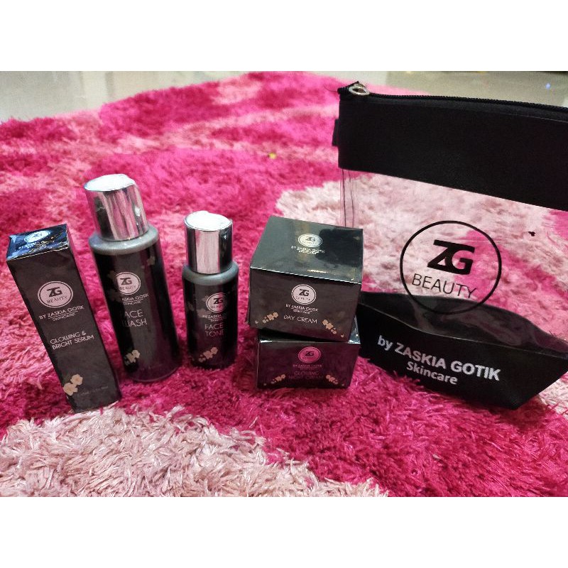 ZG Beauty by Zaskia Gotik ( Paket Eksklusif ZG Beauty Skincare ) - Free Pouch
