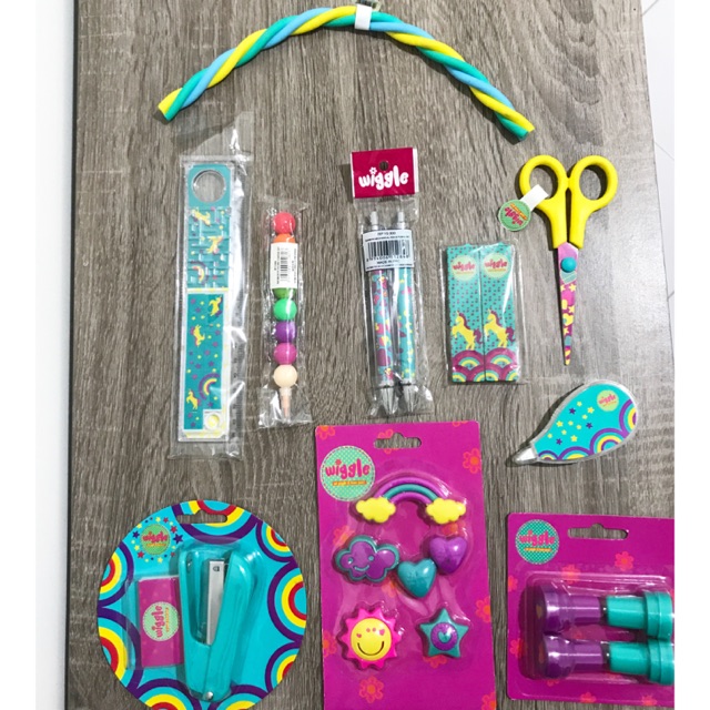 

Alat tulis set rainbow