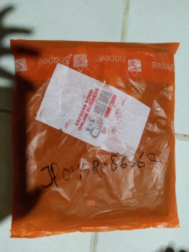 Destamukti Kemeja Batik Pria Lengan Panjang Reguler Fit Lapis Furing Katun Baturaden