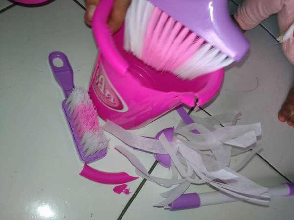 Bisa Cod Cleaning Set Kantong  - Mainan Sapu Sapuan Little Helper