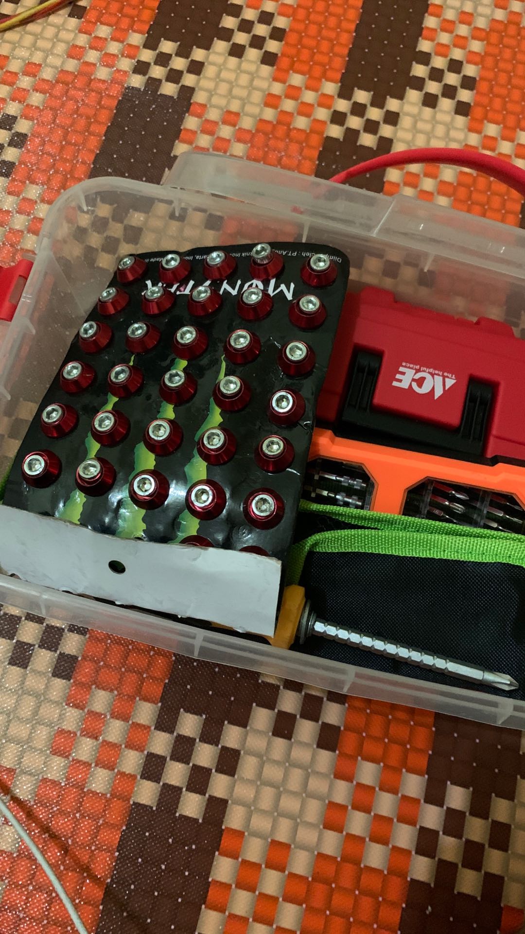 Gantungan Barang Motor Model Cakar Cabang Dua