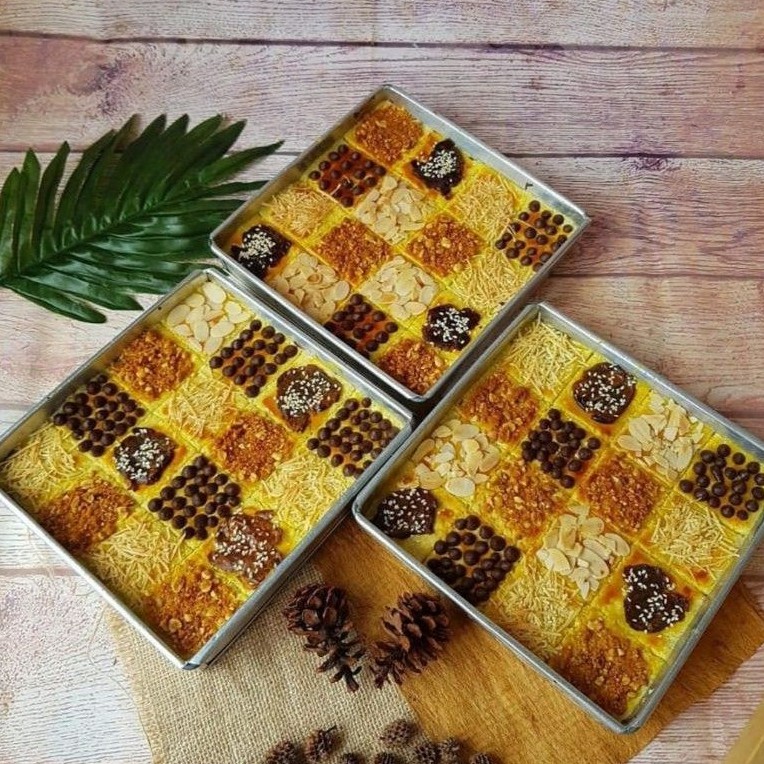 

Brownies Cake - Nastar Cake - Niestar Cake - Kue Brownis - Kue Niestar