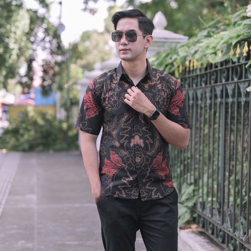 Baju Kemeja Batik Pria Lengan Pendek Modern Slimfit Full Furing