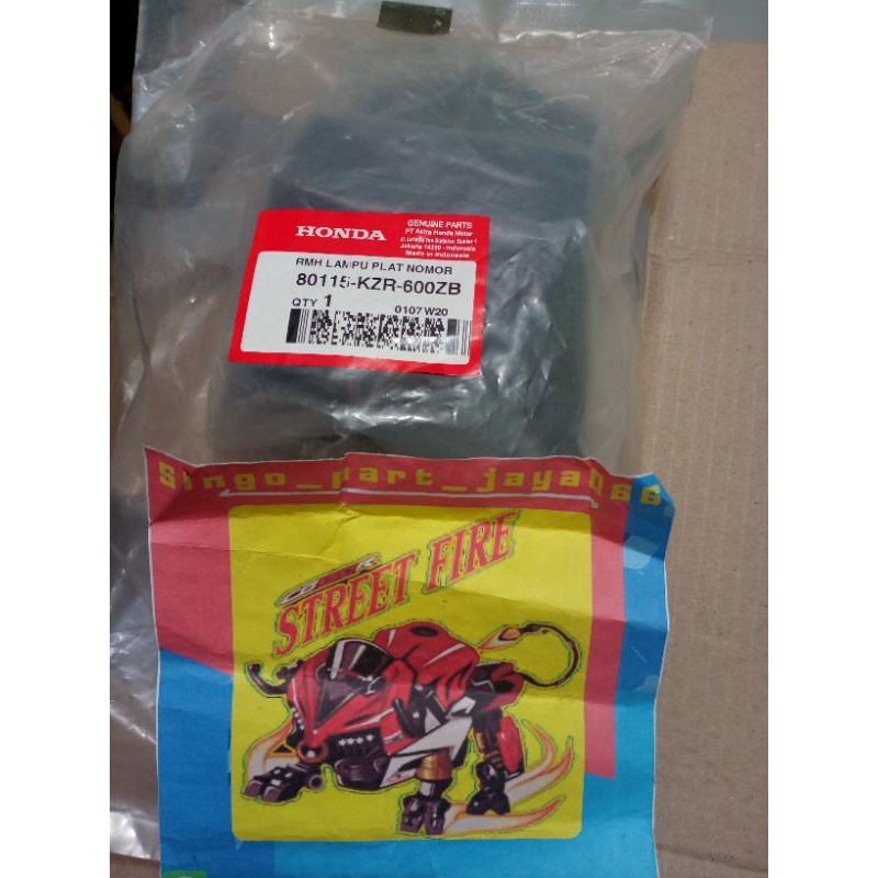 cover lampu stop lampu plat nomor Vario 125 fi 80115kzr600Zb