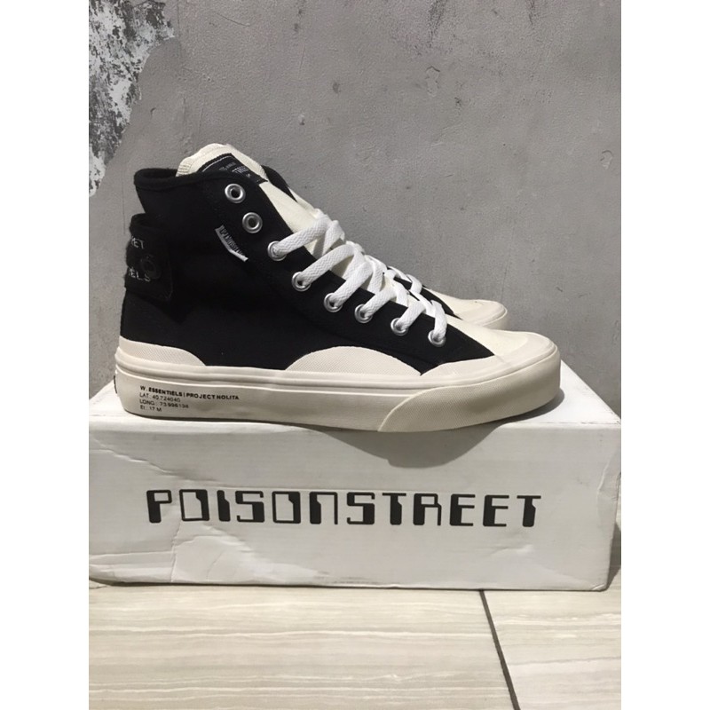 Poison Street X W. Essentiels