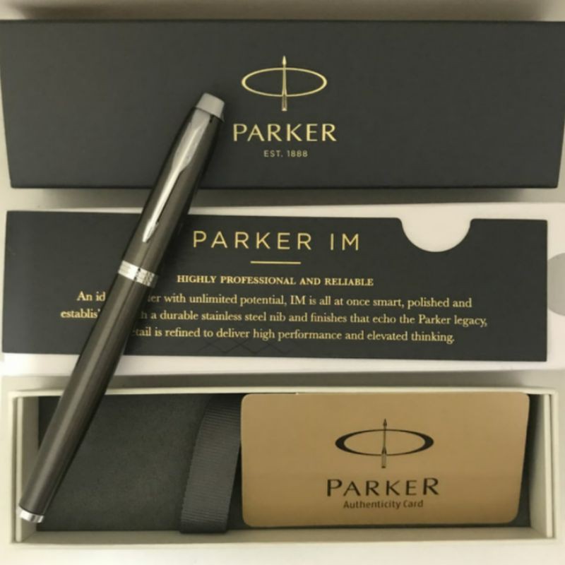 

NEW PARKER PULPEN PARKER ORIGINAL GRATIS CUSTOM GRAFIR NAMA ANDA COCOK UNTUK HADIAH SPESIAL