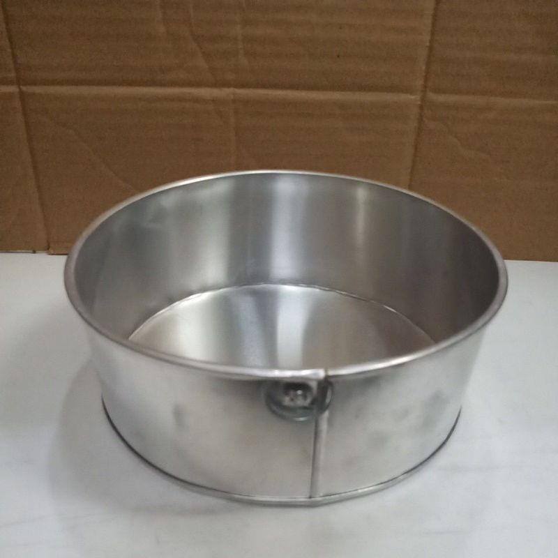 Loyang Bolu Bulat 18 cm tinggi 7cm