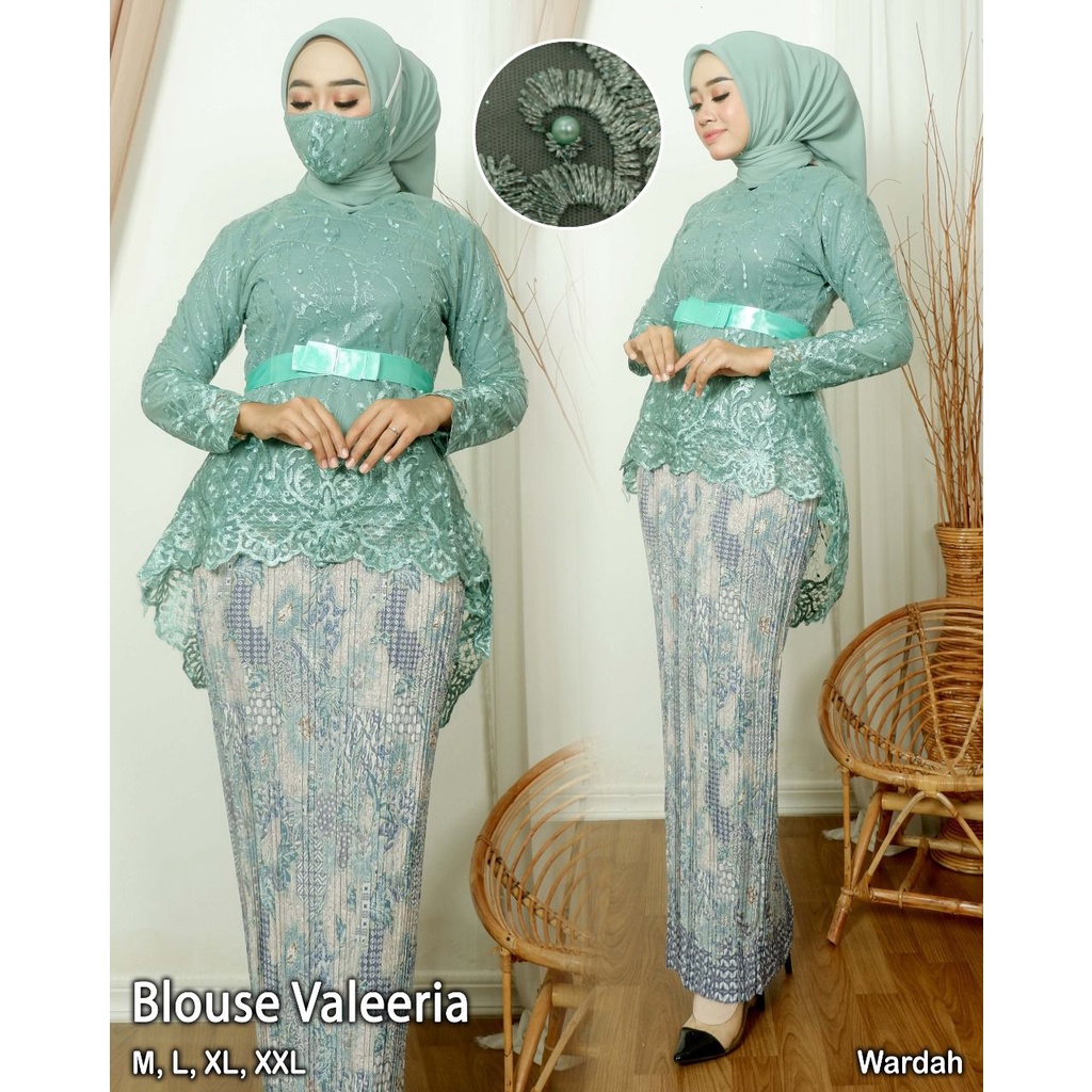 Kadai.baju / Kebaya blouse aurora pita / Kebaya remaja / Kebaya favorite / Kebaya modern