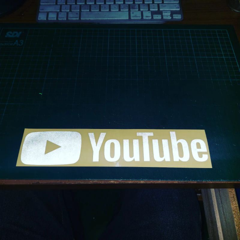 

Sticker Cutting Logo Youtube isi 1 pcs