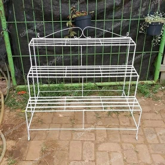 Rak Tanaman - Rak Pot Besi 3 Susun Tanaman Hias Murah