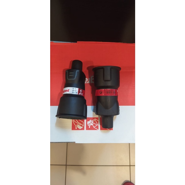 Legrand Socket Karet IP44