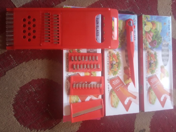 Parutan Multifungsi Serbaguna