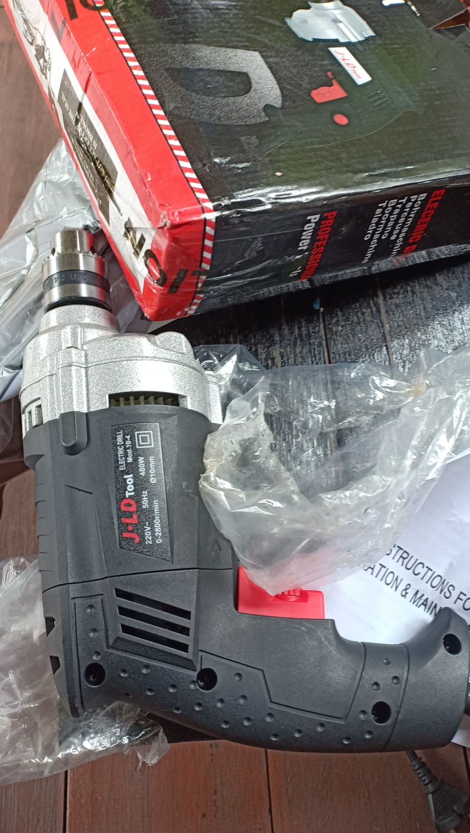 Mesin Bor 10mm Bor Kayu Besi & Tembok Model Maktec