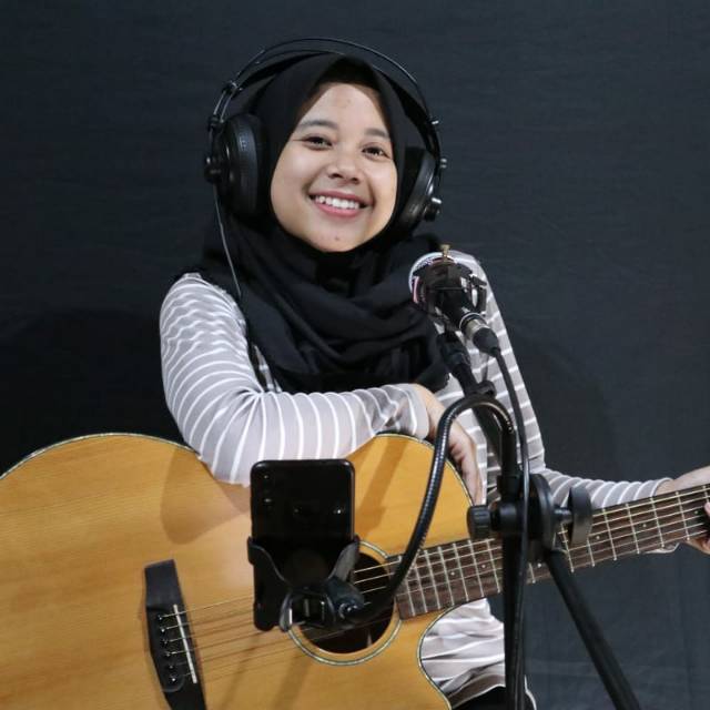 widya27_