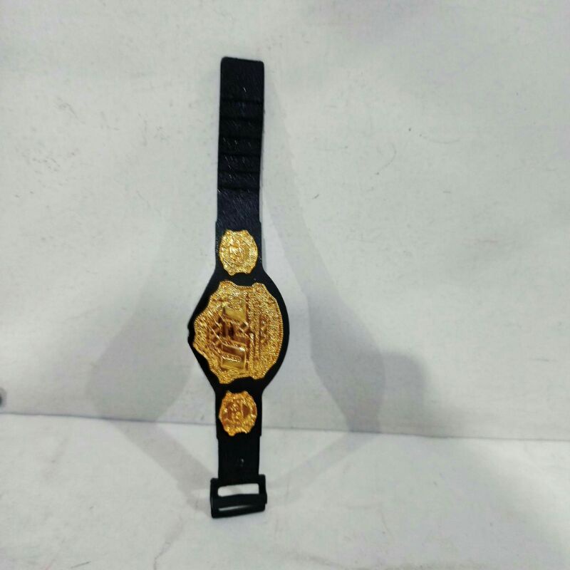 aksesoris dioramasabuk smackdown wwe figure untuk skala 1:12bahan pvc
CWKipJHDS

#wwe #smackdown #di