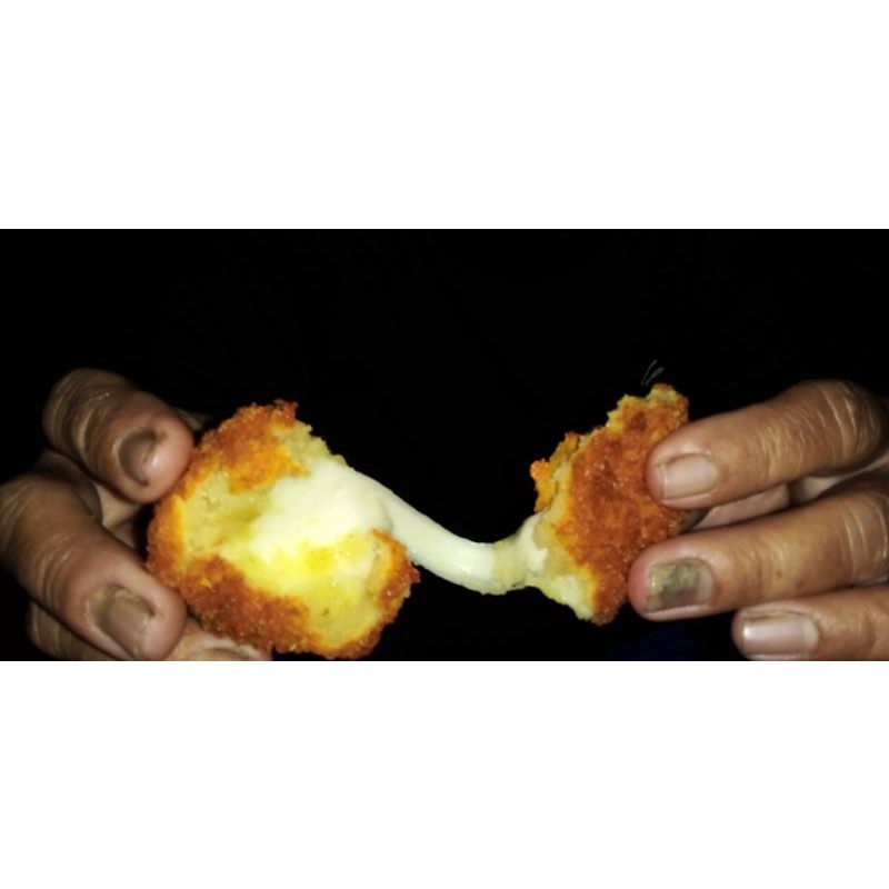 

Bola mozarella dan sotang