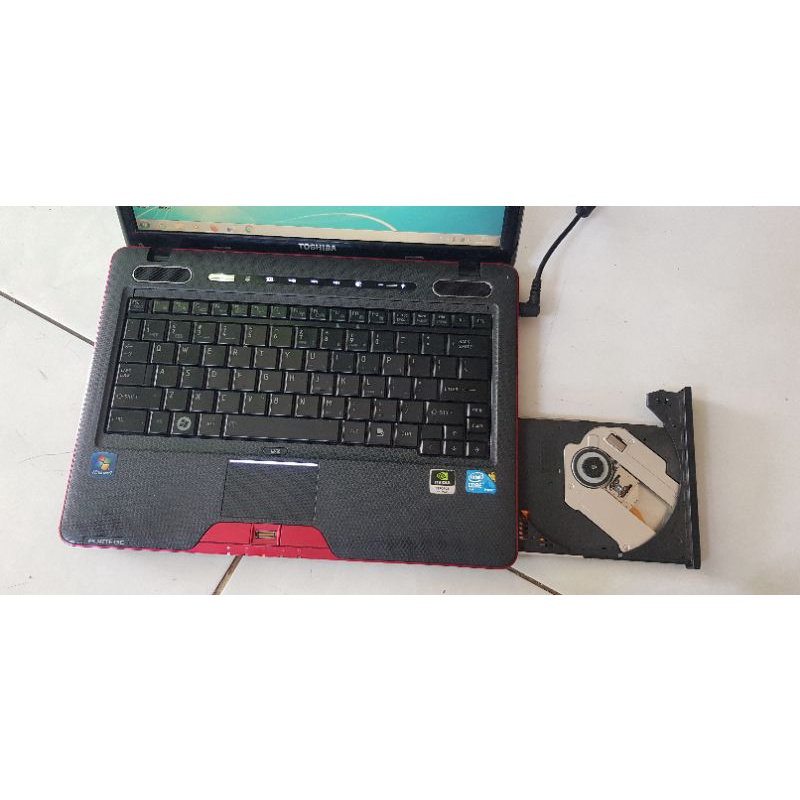 Laptop Toshiba M900 VGA Nvidia Geforce