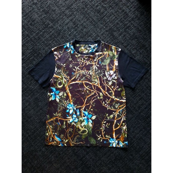 Kaos Zara Man Motif Floral