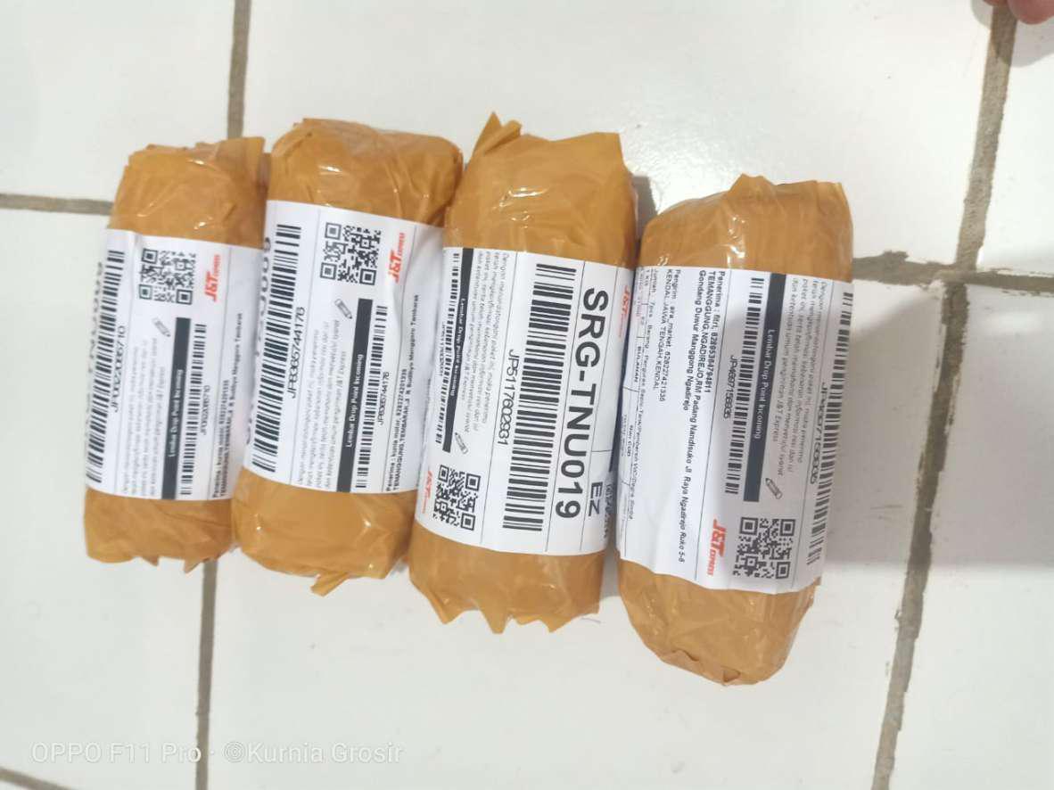 Rose Rose Porcelain Cleaner 1000ml Pembersih Kamar Mandi Pembersih Kerak Keramik 1000ml