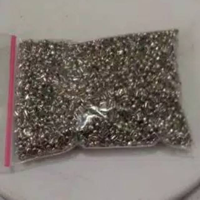 

Paku mutiara tindik 1 kg
