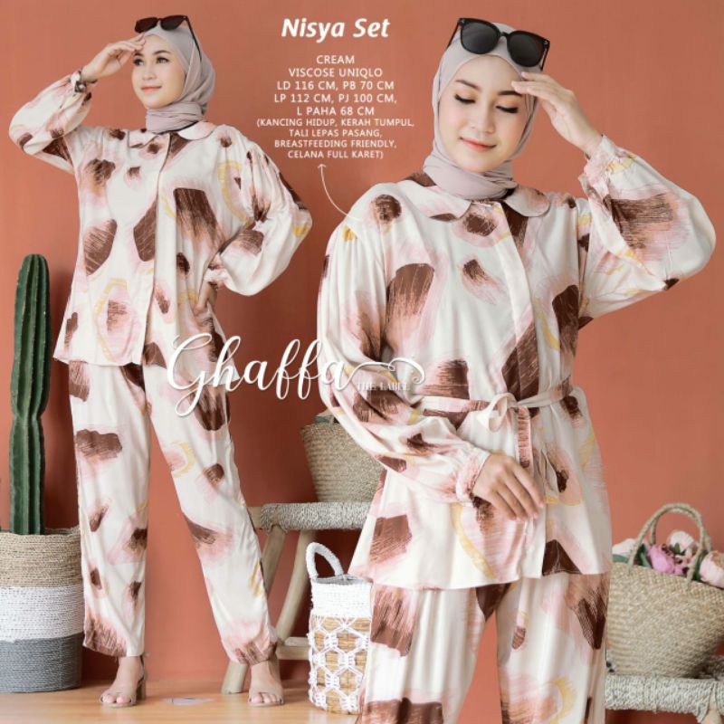 

Nisya set by Ghaffa the label