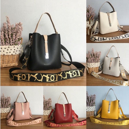 2073, tas wanita selempang bahan premium  import fashion tas cantik slingbag dan handbag terlaris fashion rrdd