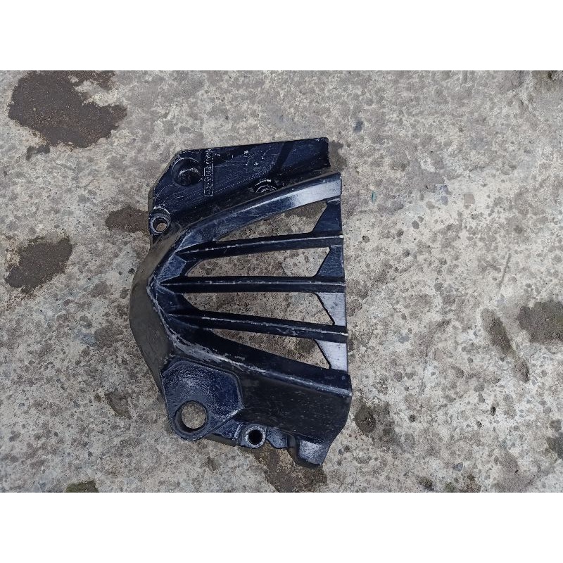 tutup gear depan ninja 250 karbu original