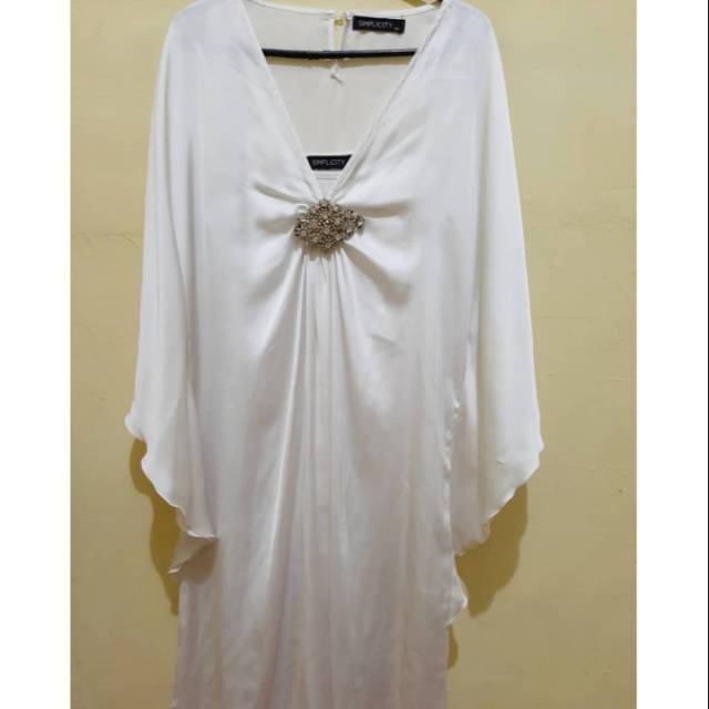 Kaftan satin white simplicity