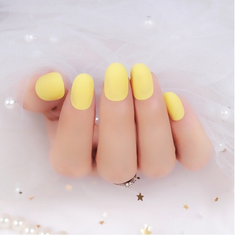 (11-30) 24pcs SHORT ROUND MATTE FAKE NAILS/ kuku palsu matt oval pendek kupal doff pendek bulat