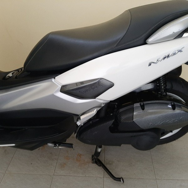 Cover Body Samping Nmax Karbon Tameng Tutup Body Samping Aksesoris Variasi Yamaha Nmax Carbon Nemo