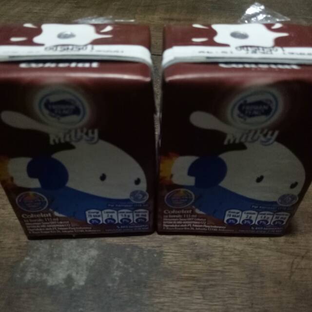 

Susu bendera milky coklat / strawbery 115ml