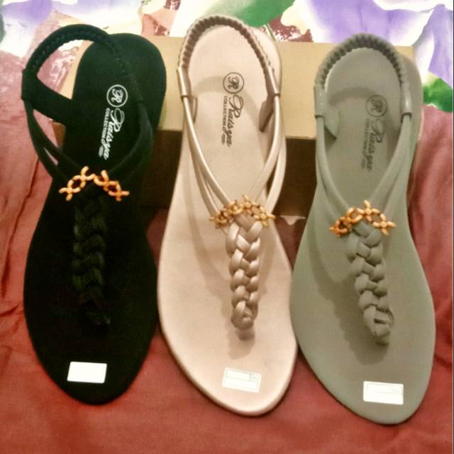 Sandal Teplek Wanita Motif Kepang Tali Depan 01