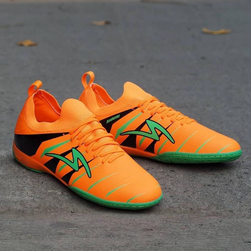 SPECS ACCELERATOR VELOCITY IN VIBRAN ORANGE