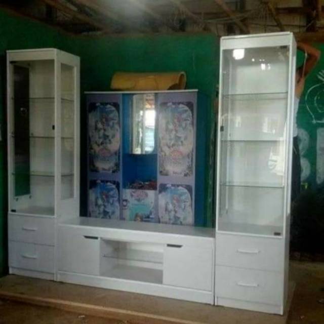 LEMARI HIAS PAJANGAN +BUPET TV