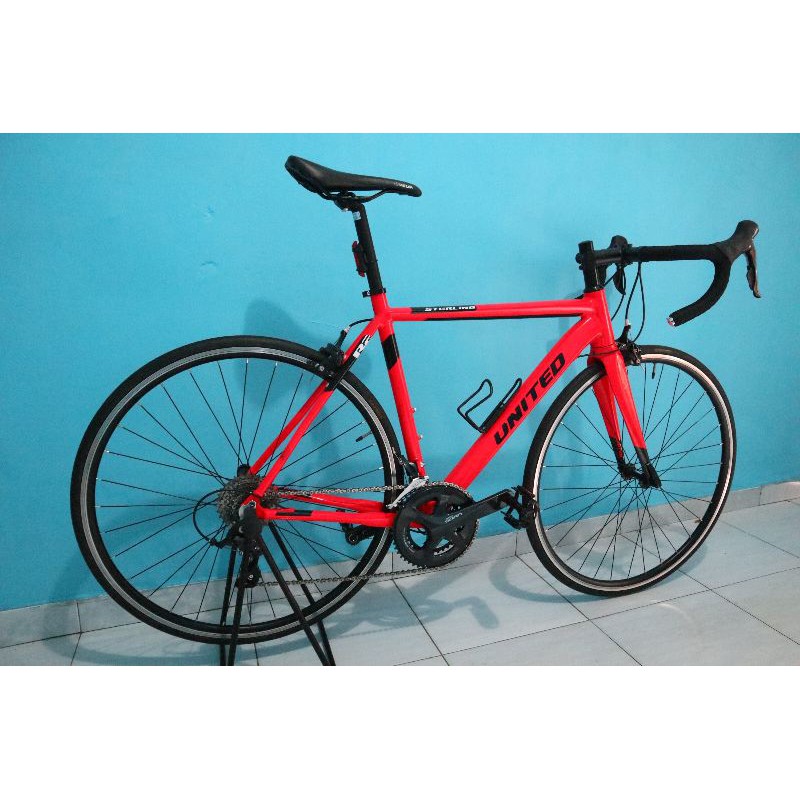 SEPEDA ROADBIKE UNITED STERLING R2