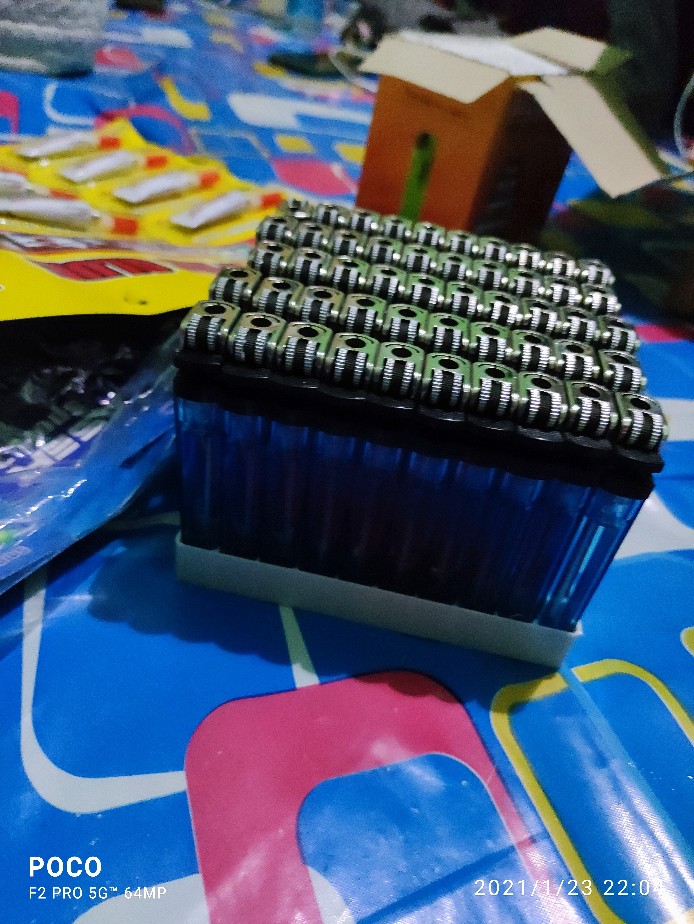 Korek Gas Korek Api Sni  Merk Random / Korek Api Mirip Tokai