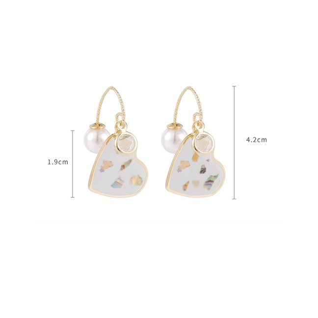 LRC Anting Tusuk Fashion White Pearl Love Zircon Acrylic Gold Foil Earrings K42161