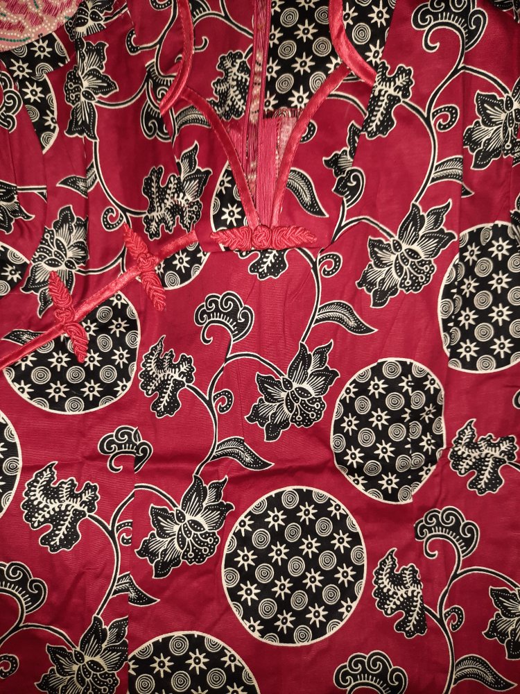 Batik Wanita - Atasan Batik 331 Black Ring