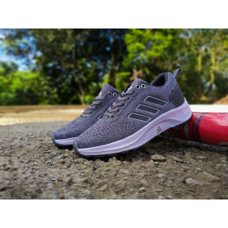 SEPATU ADIDAS ZOOM PRIA TERMURAH TERLARIS GRADE ORIGINALPREMIUM QUALITI 38-44adidaszoom-Grey white