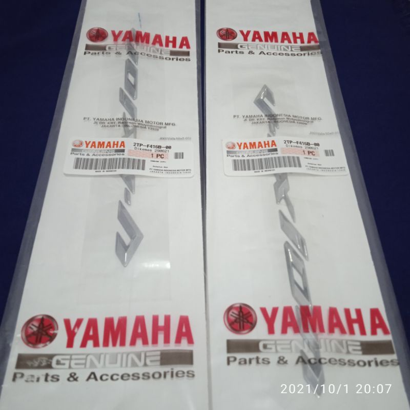 EMBLEM LOGO TIMBUL 3D SAYAP DEPAN VIXION NVA 2015-2016 ORIGINAL YAMAHA (2pcs)